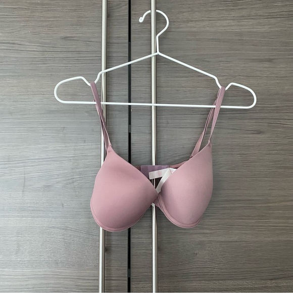 PINK Victoria's Secret Other - Victoria’s Secret PINK Wear Everywhere Push up
